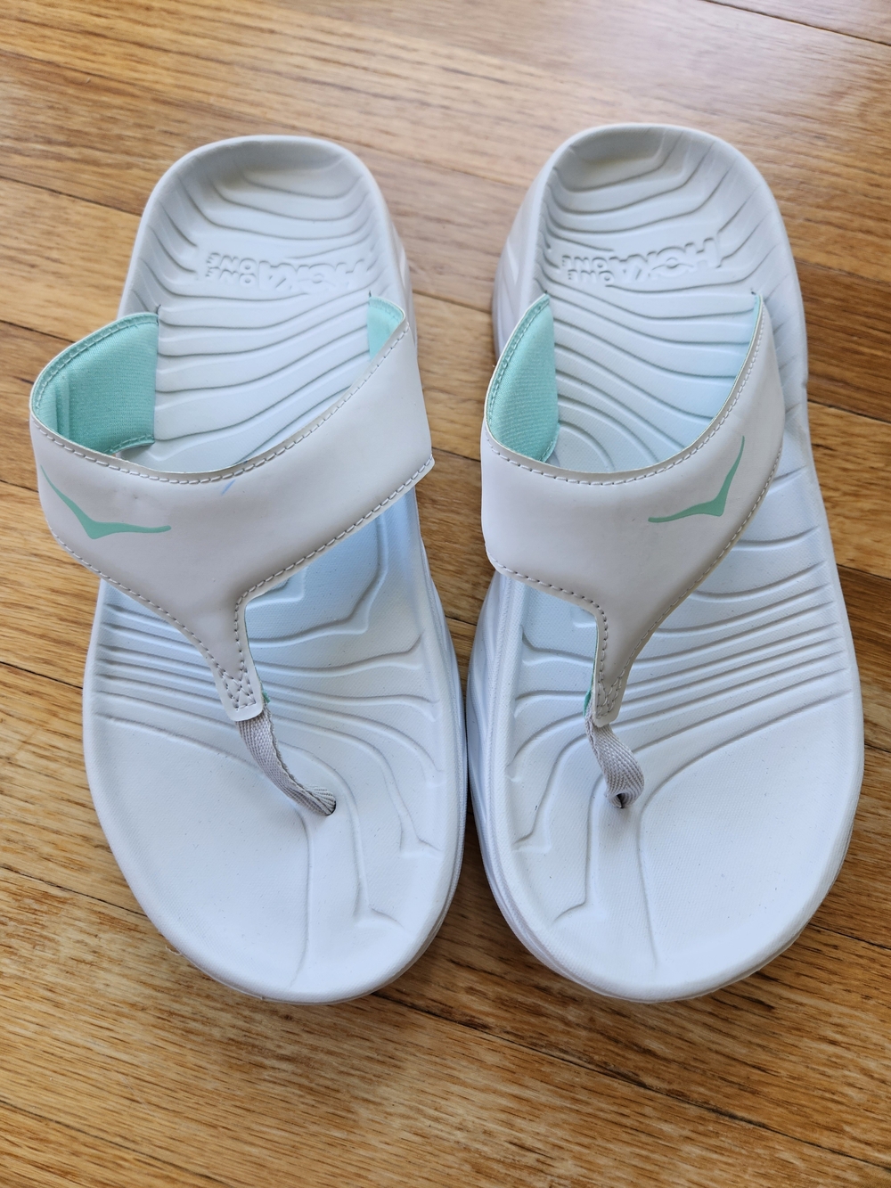 Hoka White Recovery Flip Flops